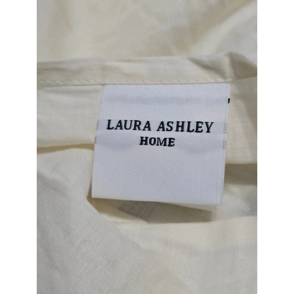 Laura Ashley Home Set of 2 Ruffled Pillow Covers 12x16‎ Cream Black Cotton